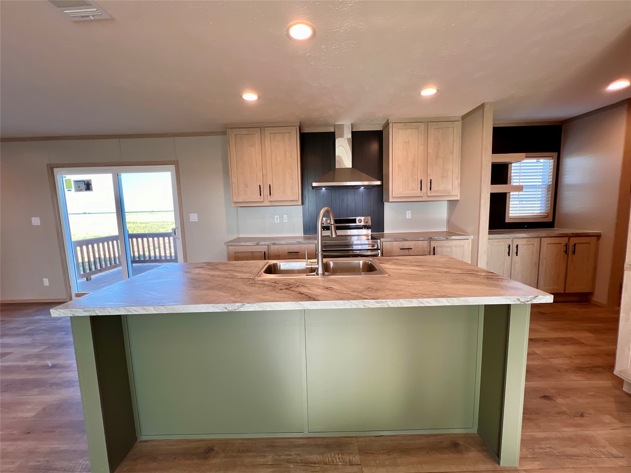 4170 Pvt Rd 4284