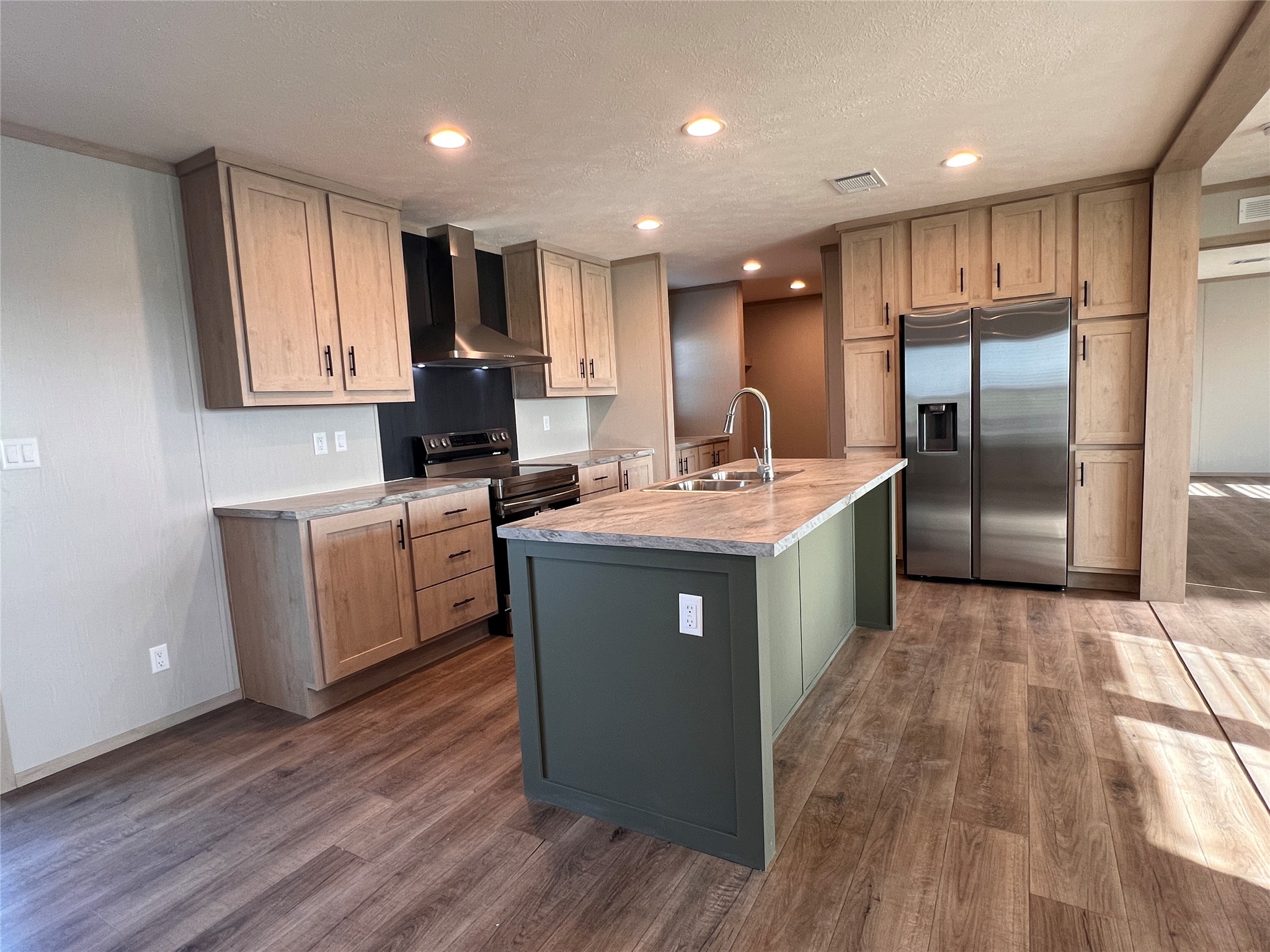 4170 Pvt Rd 4284