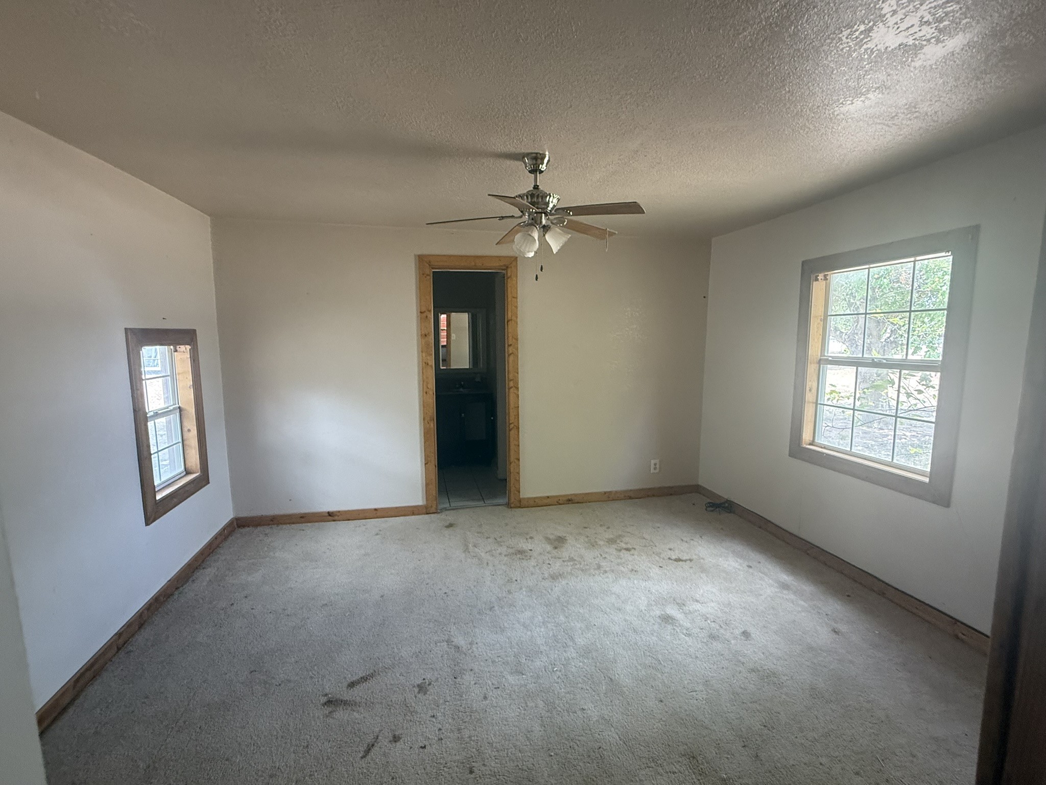 601 Edwards