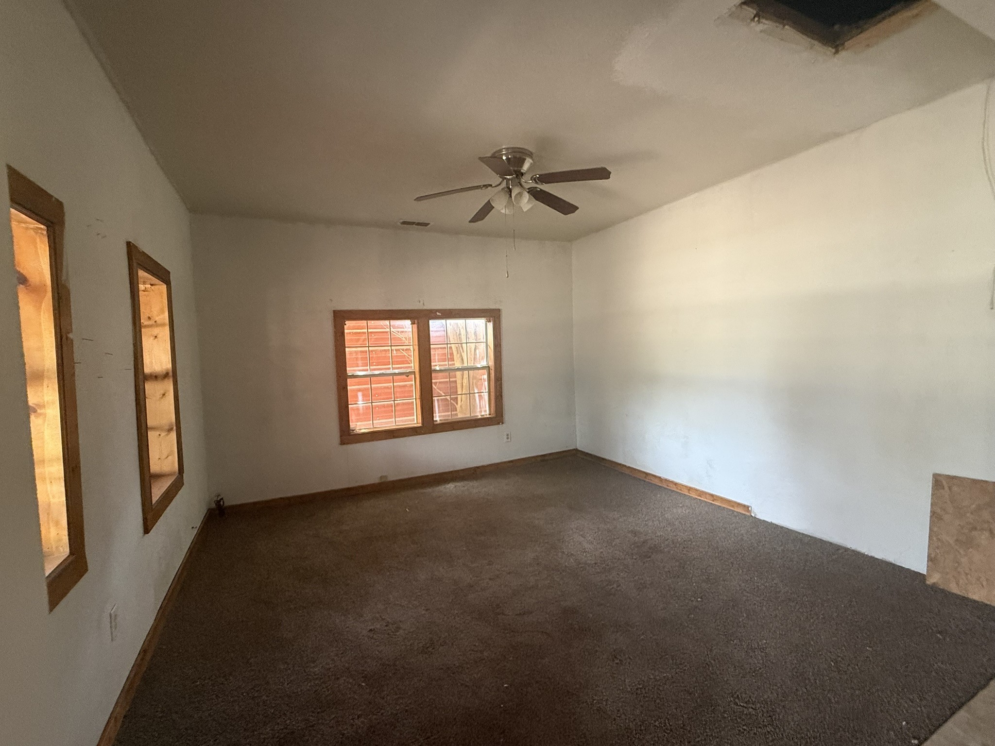 601 Edwards