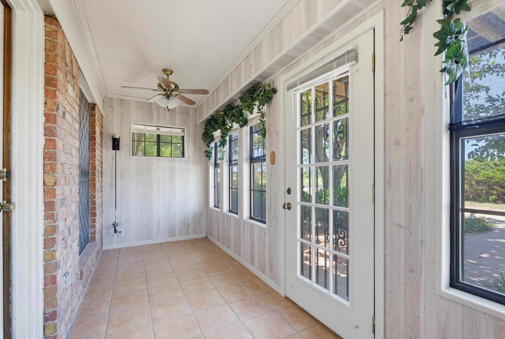 727 Key Lane