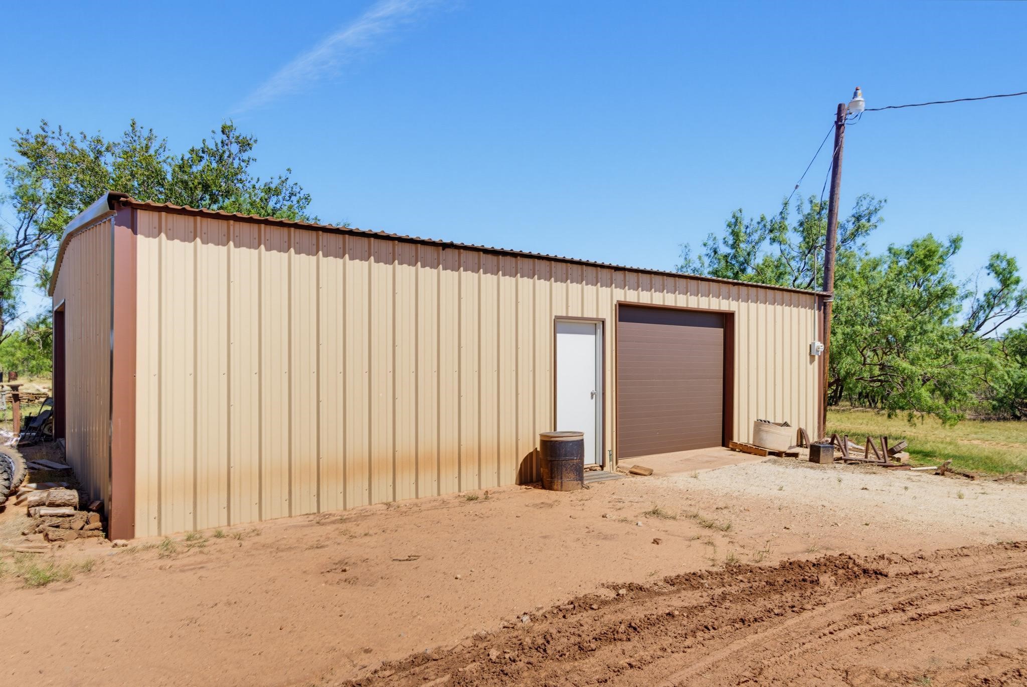 727 Key Lane