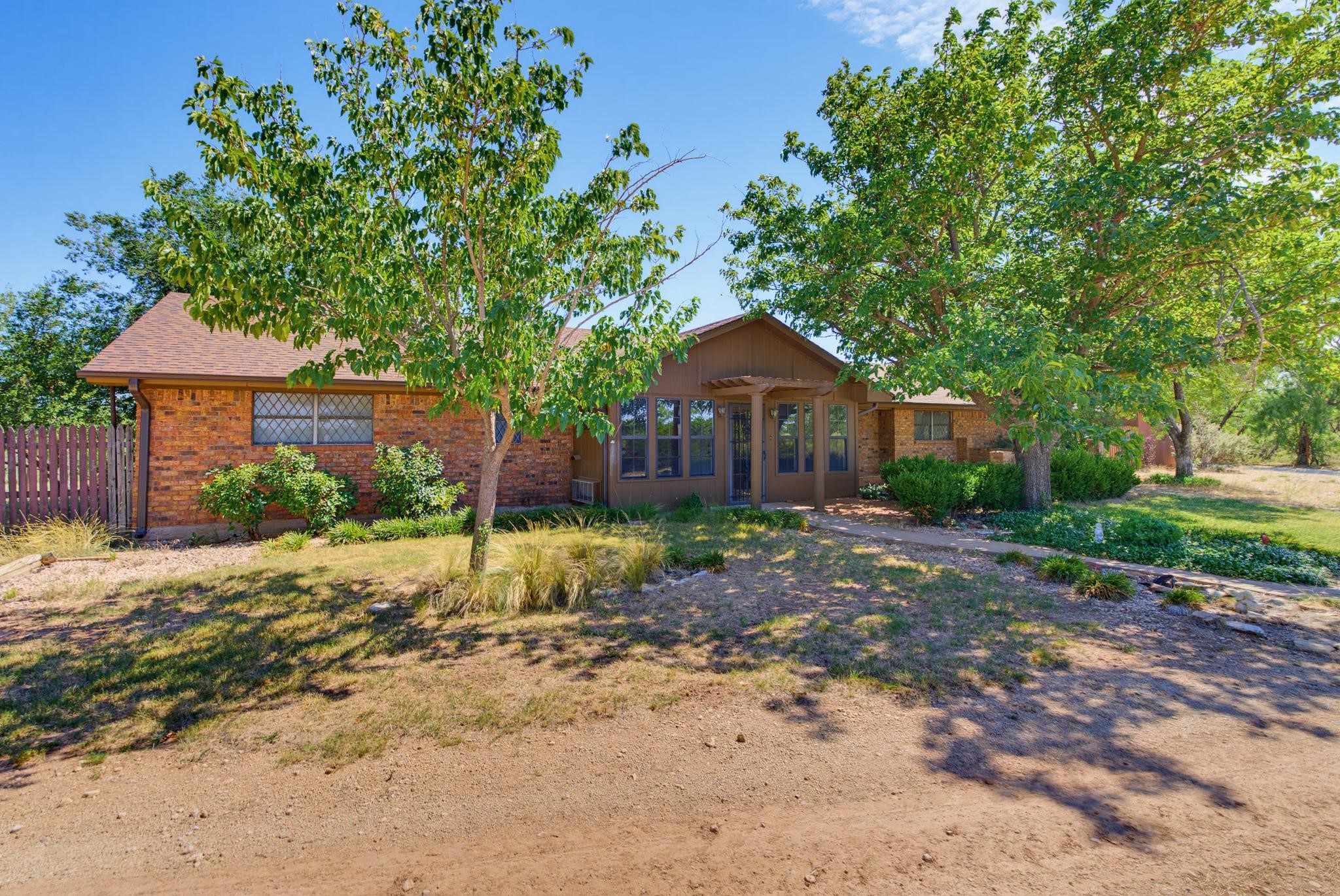 727 Key Lane