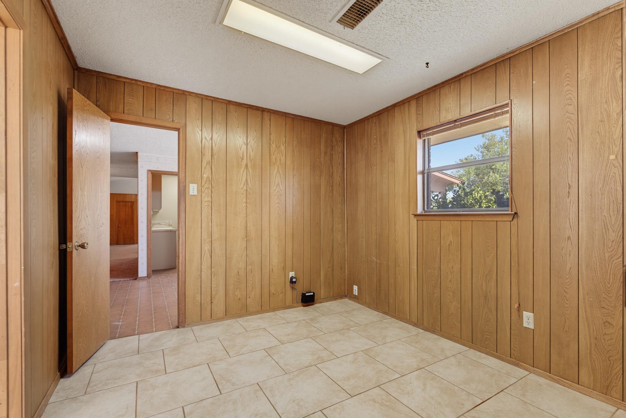 727 Key Lane