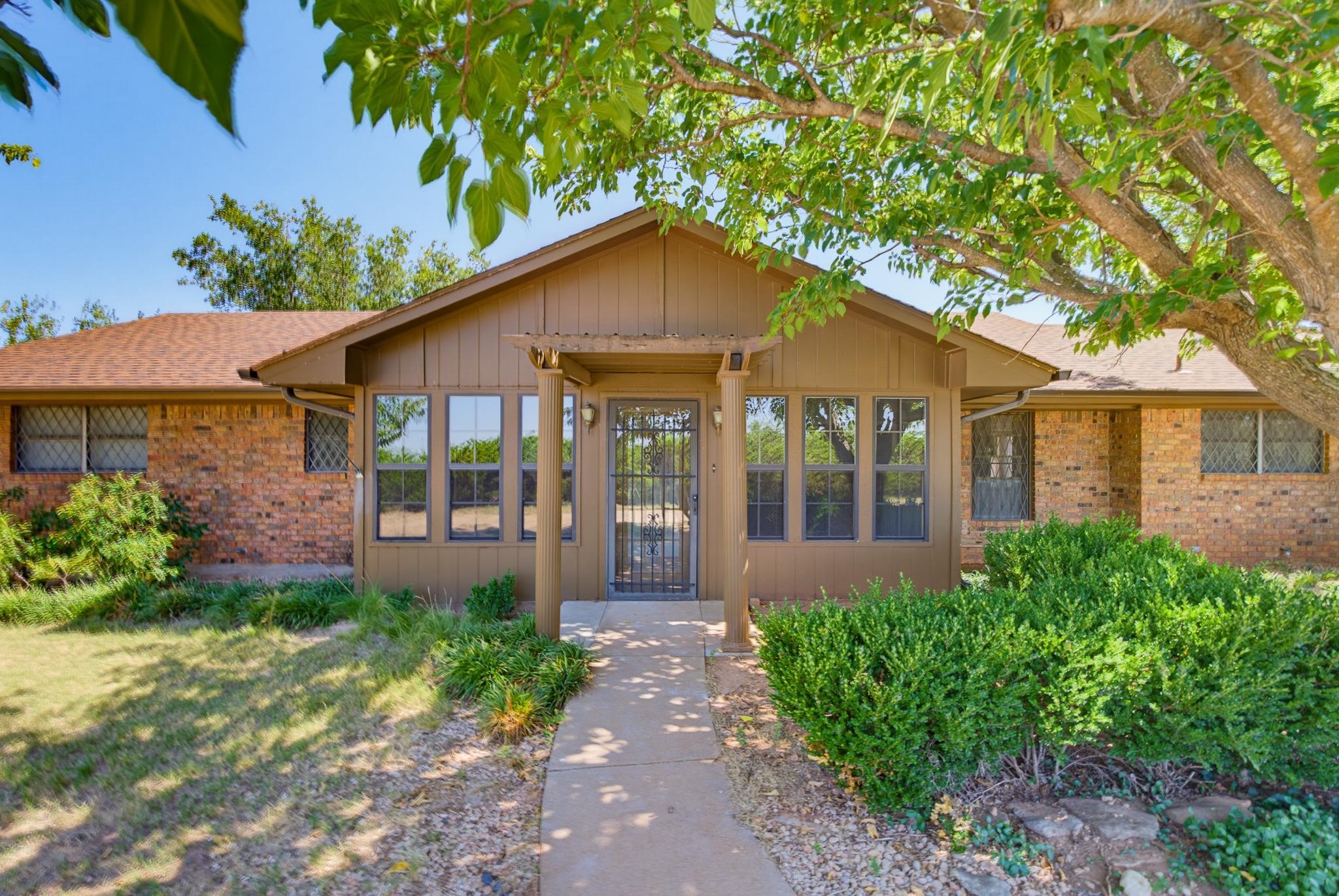 727 Key Lane