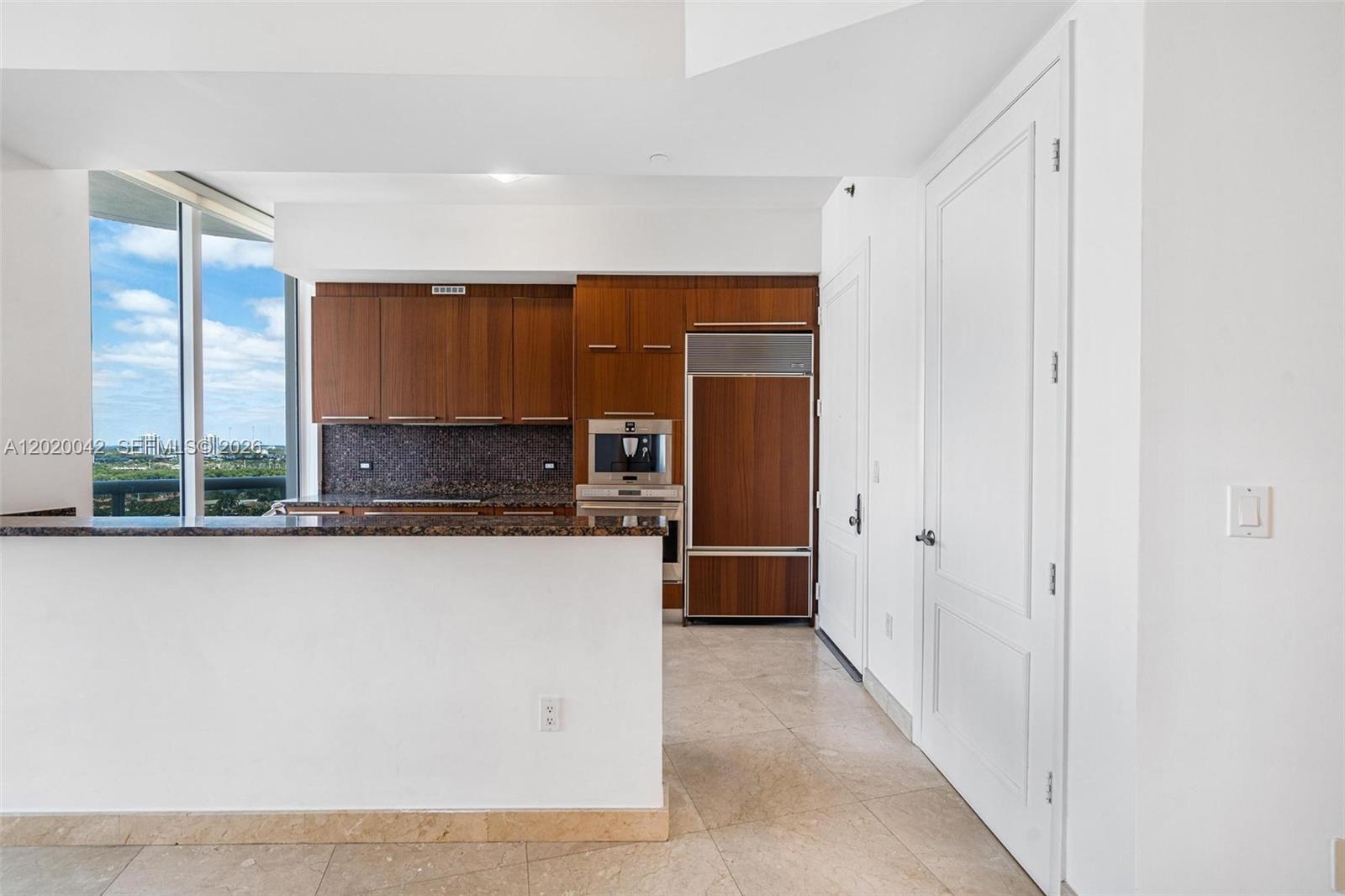 16001 Collins Ave # 1505