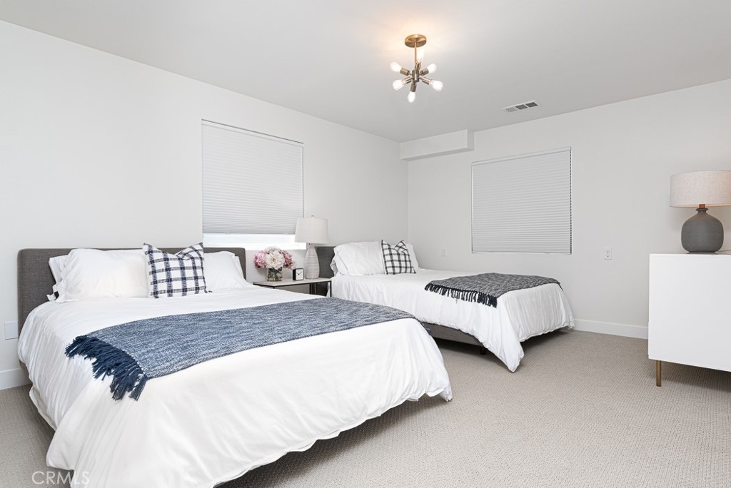 947 Balboa Boulevard W