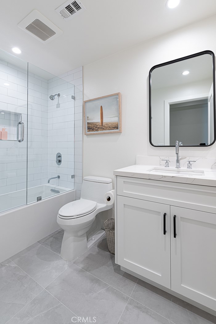 947 Balboa Boulevard W