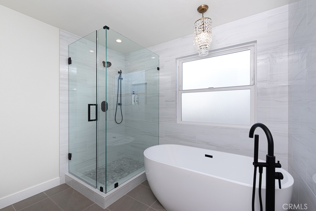 947 Balboa Boulevard W