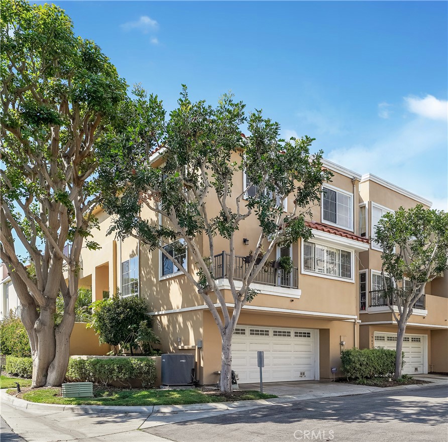 19431 Merion Circle