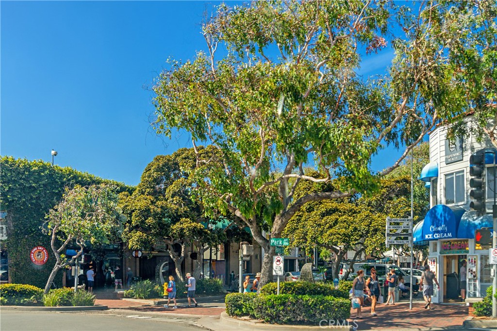 404 Loma Unit: C