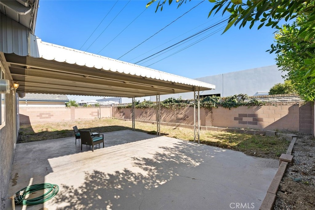 15752 Hummingbird Lane