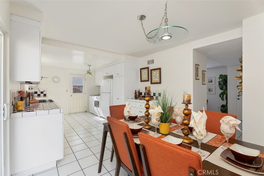 15752 Hummingbird Lane