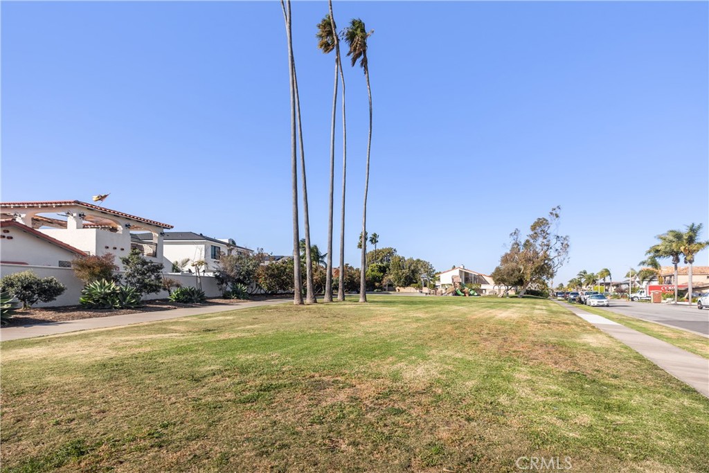 3942 Finisterre Drive