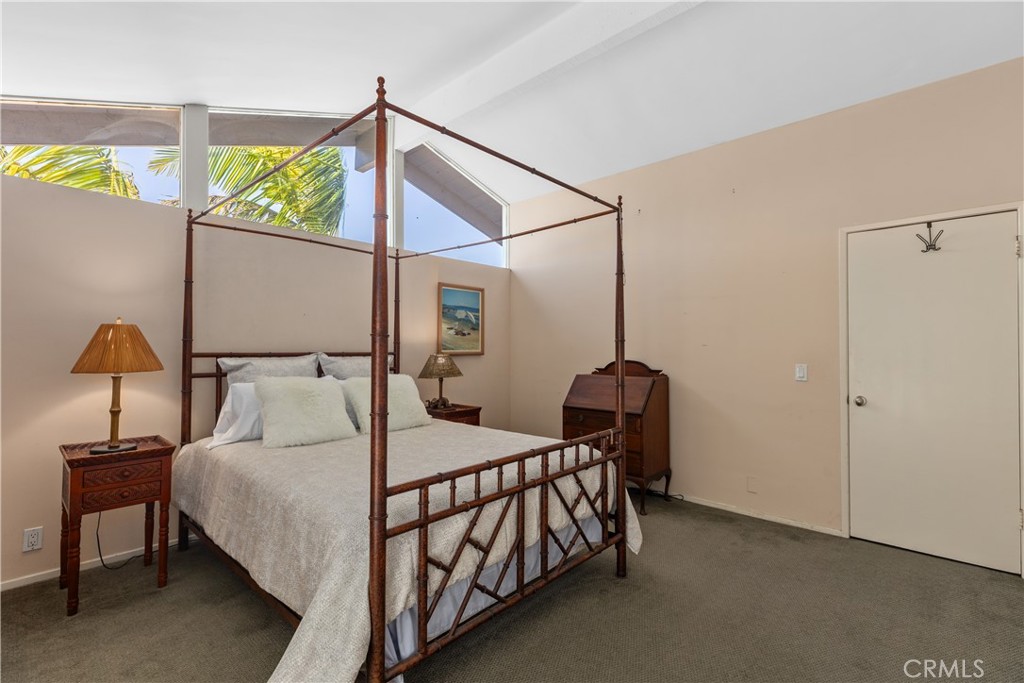 3942 Finisterre Drive