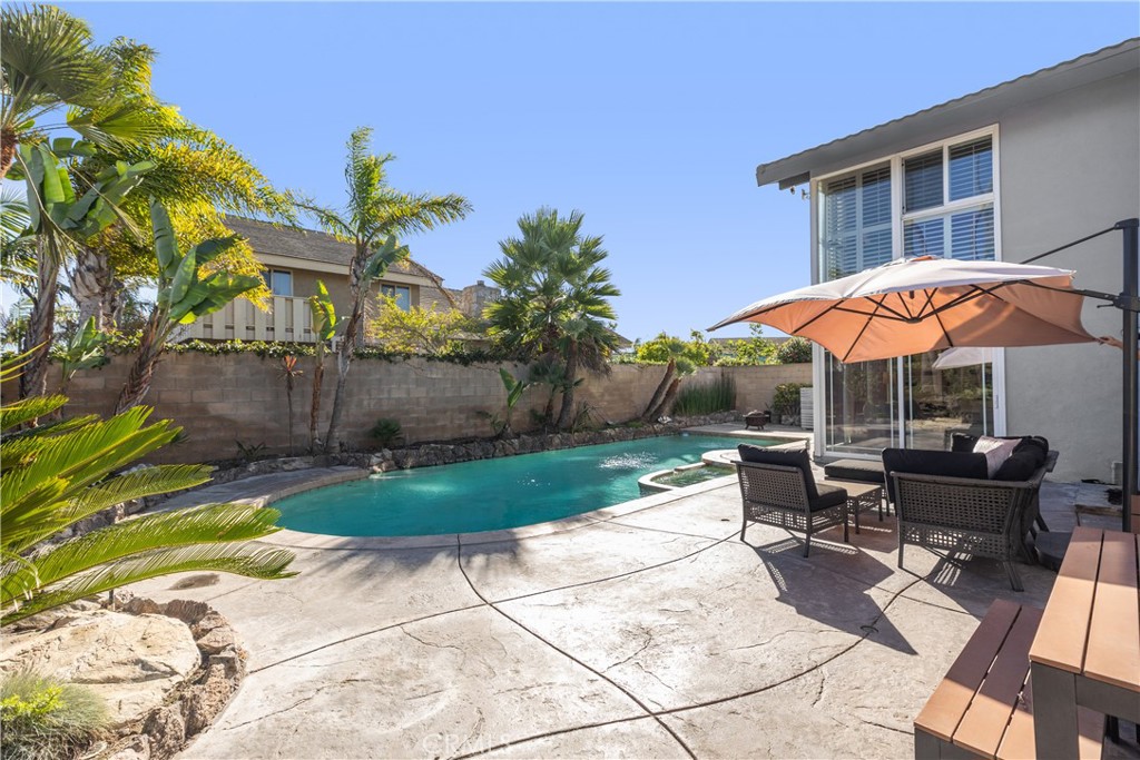 3942 Finisterre Drive