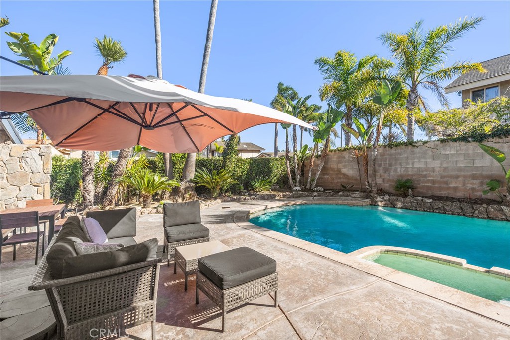 3942 Finisterre Drive