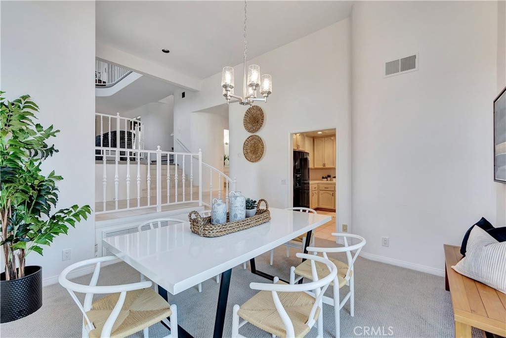 6132 Fernwood Drive