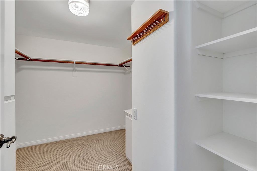 6132 Fernwood Drive