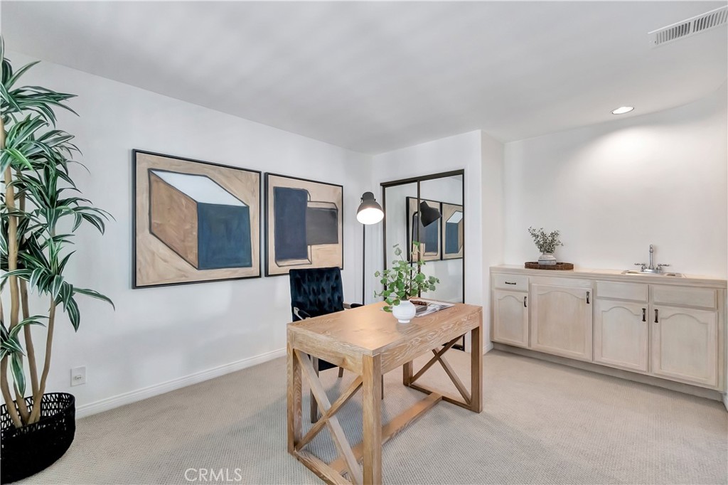 6132 Fernwood Drive