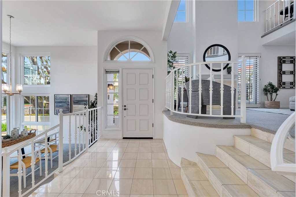 6132 Fernwood Drive
