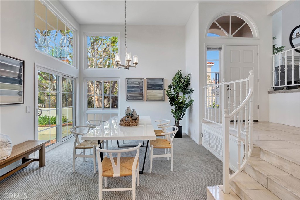 6132 Fernwood Drive