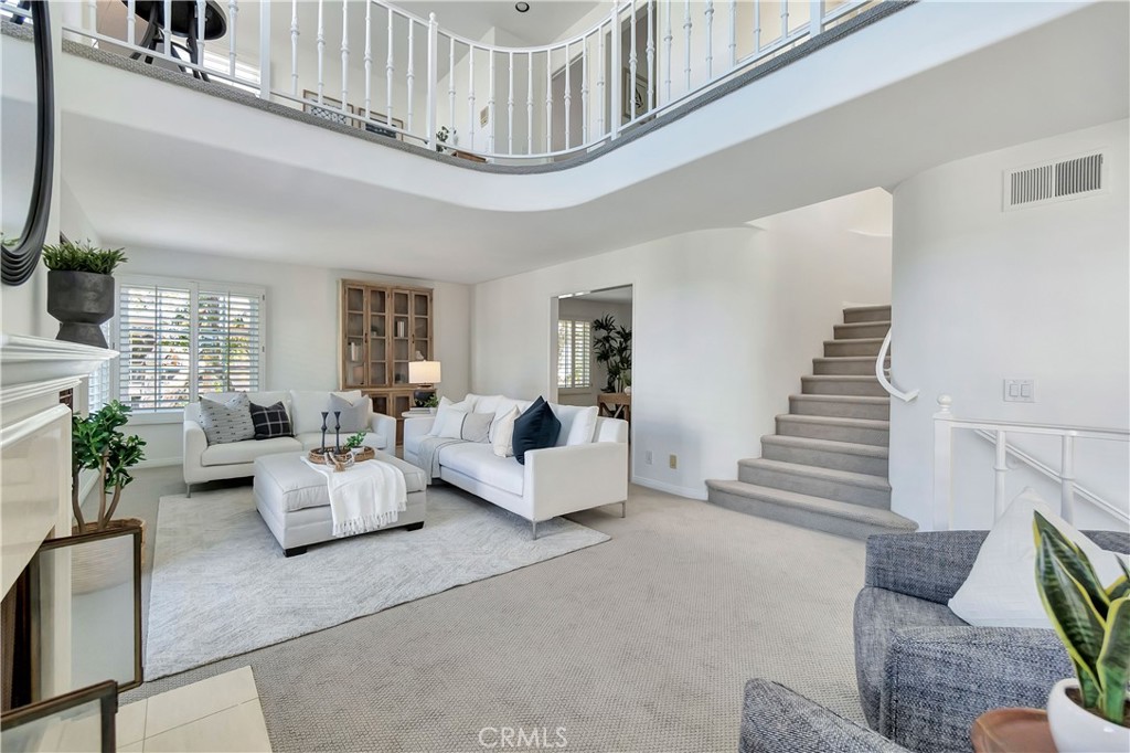 6132 Fernwood Drive