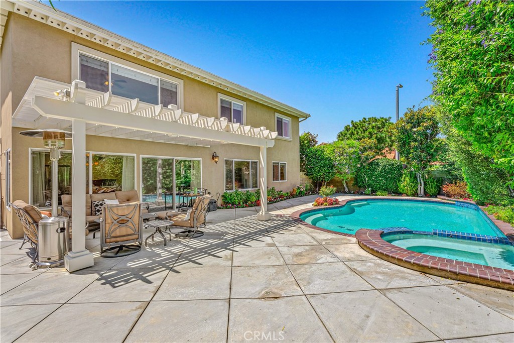 20222 Colonial Circle