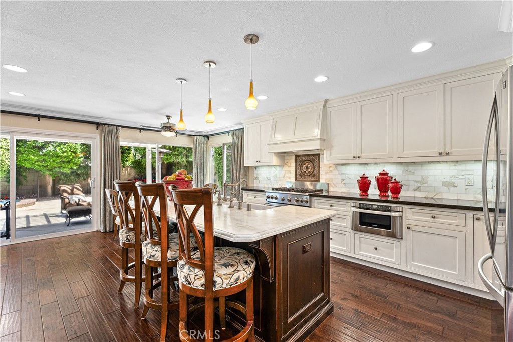 20222 Colonial Circle