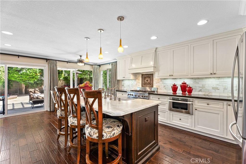 20222 Colonial Circle