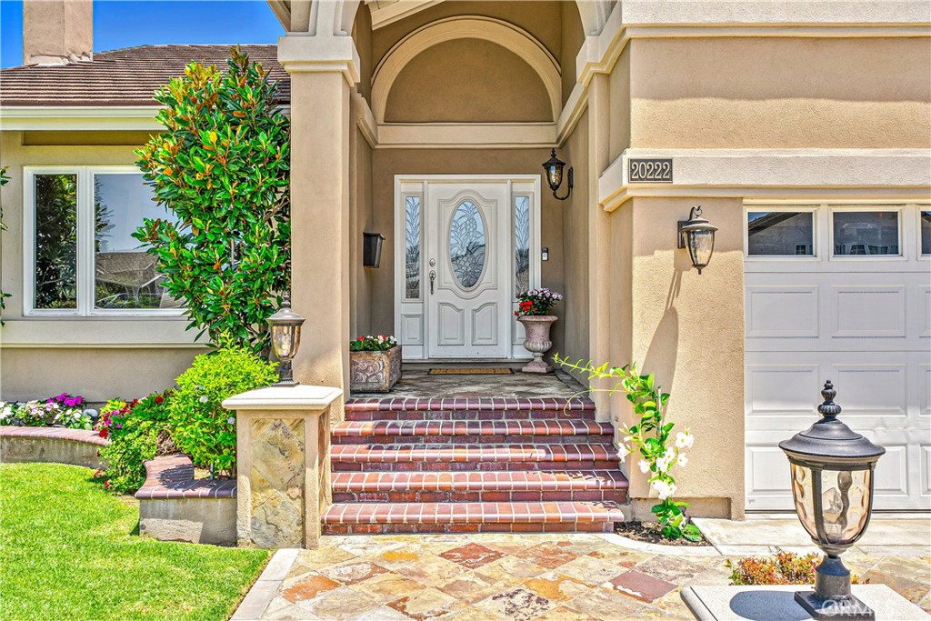 20222 Colonial Circle