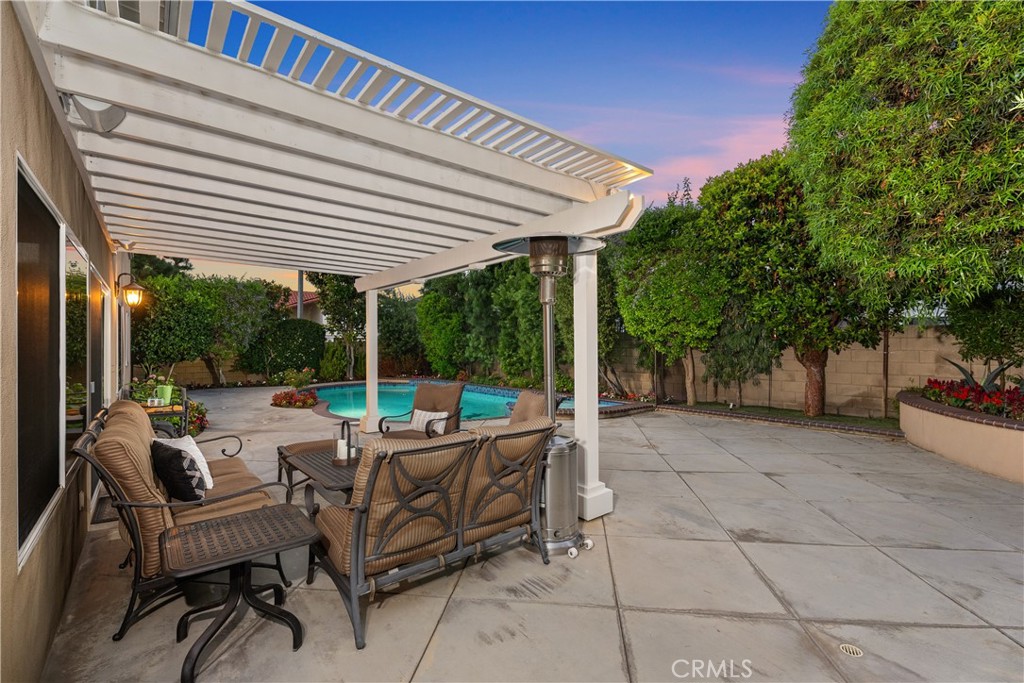 20222 Colonial Circle