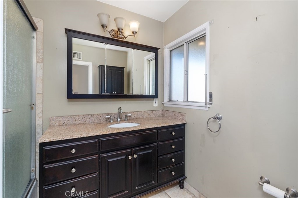 250 N Evergreen Street