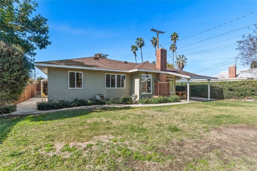 250 N Evergreen Street