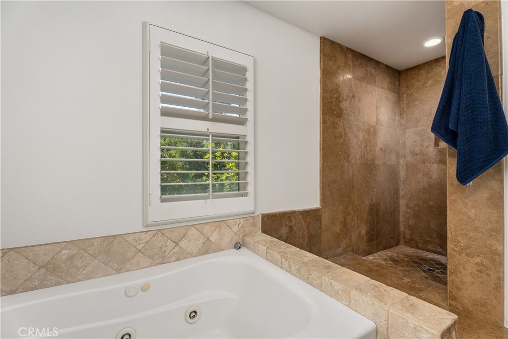 6249 Pacific Pointe Drive 16