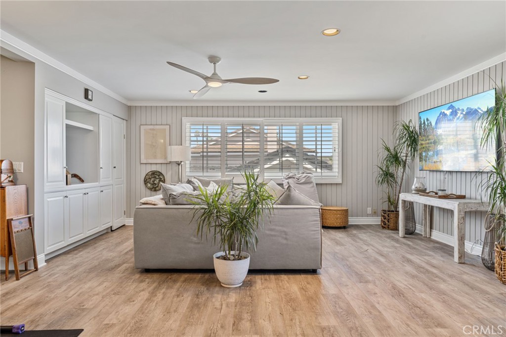 17102 Newquist Lane
