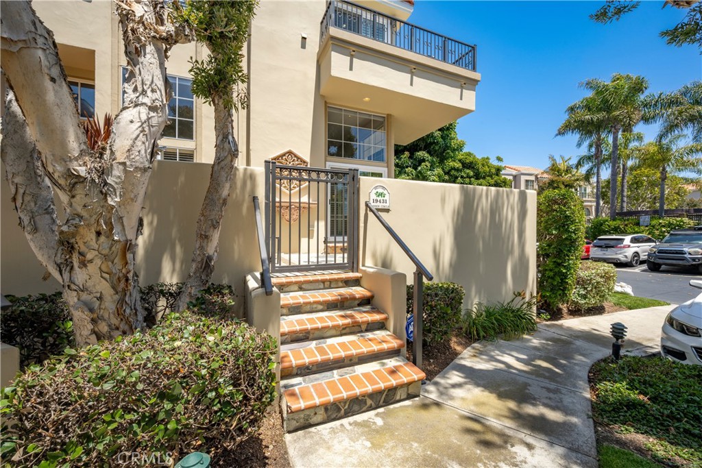 19431 Merion Circle