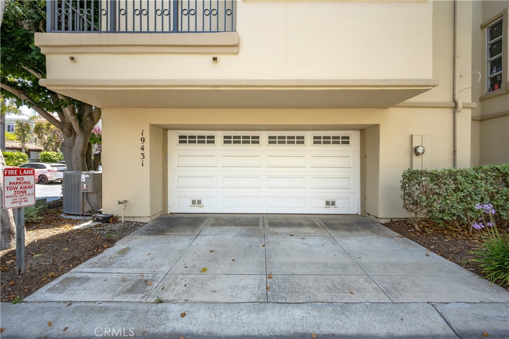 19431 Merion Circle