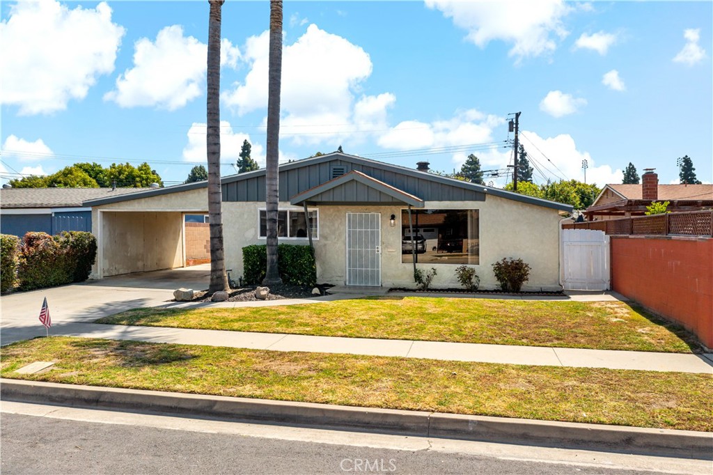 20414 Violeta Avenue