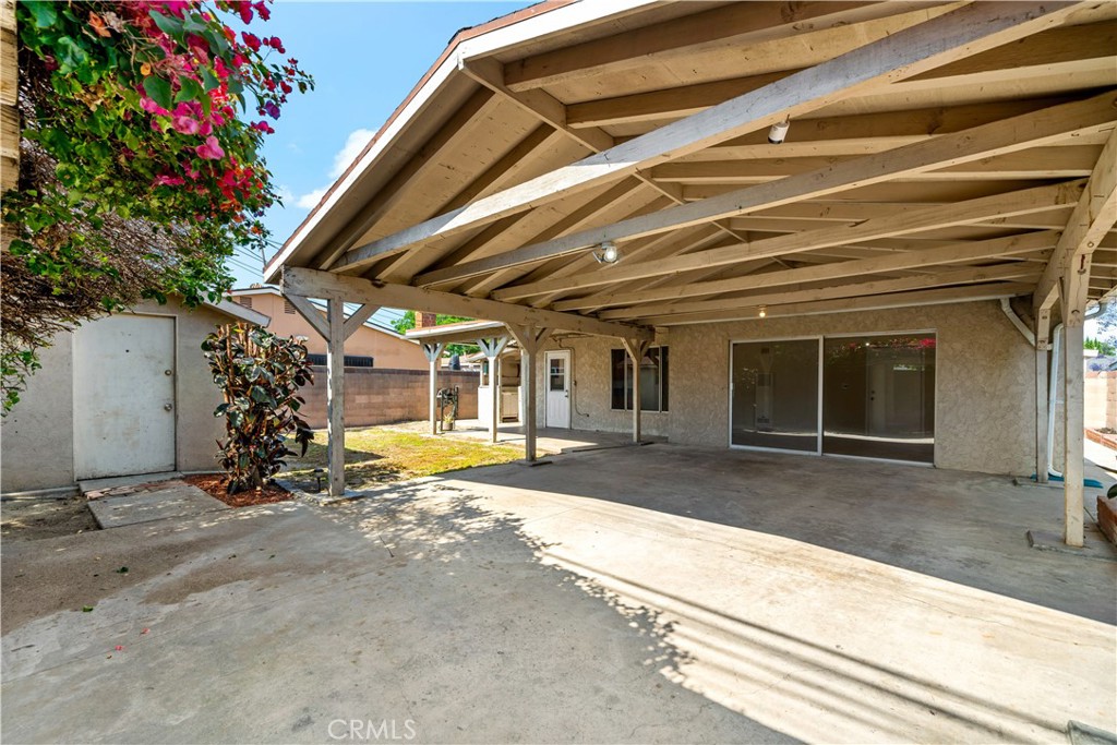 20414 Violeta Avenue