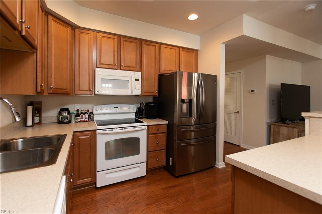 415 Alexia LN