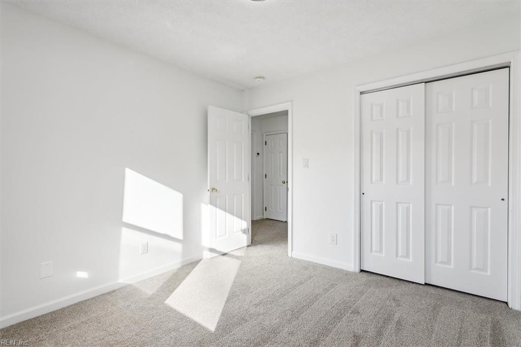 42 Valasia RD