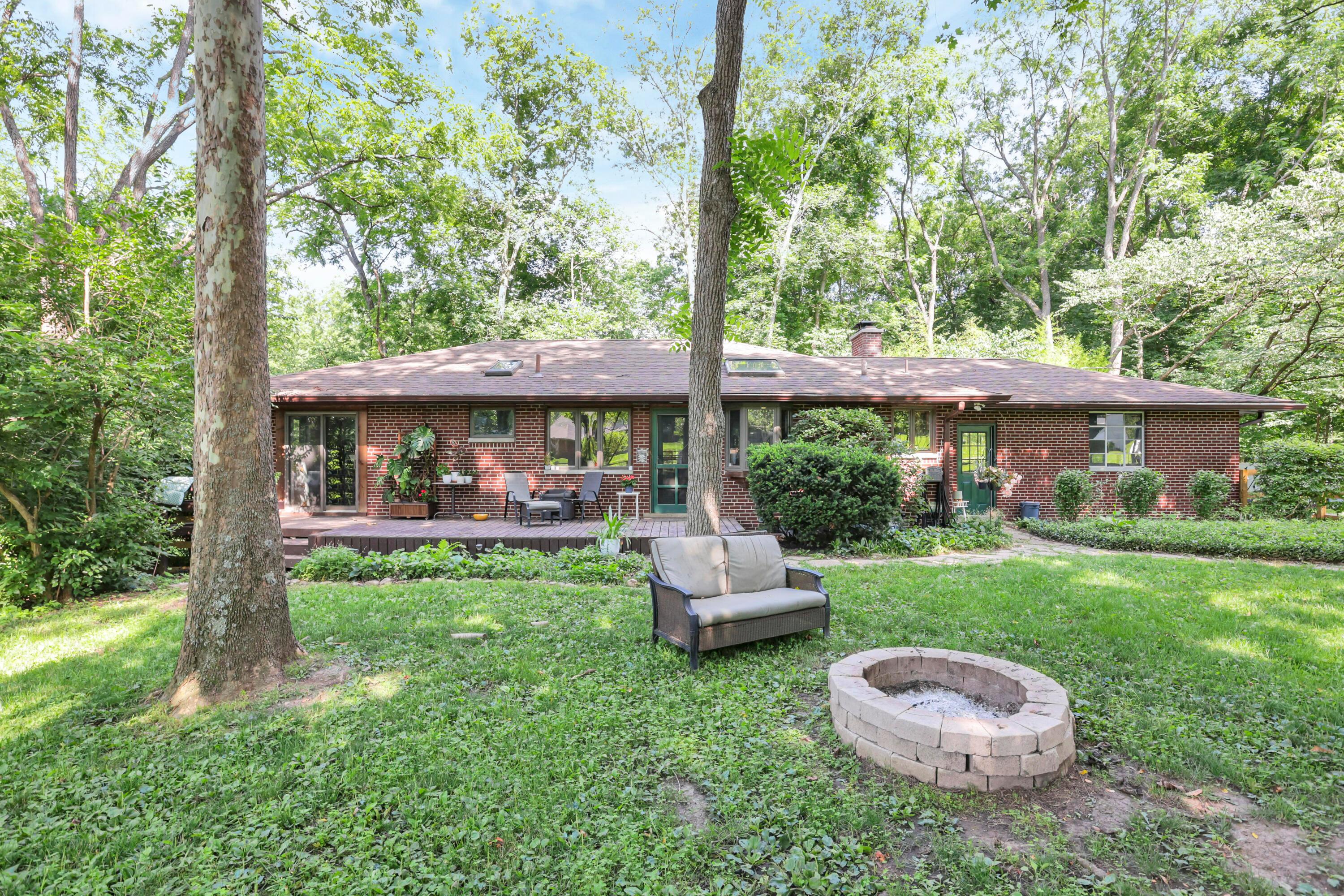 5904 Beechview Drive E