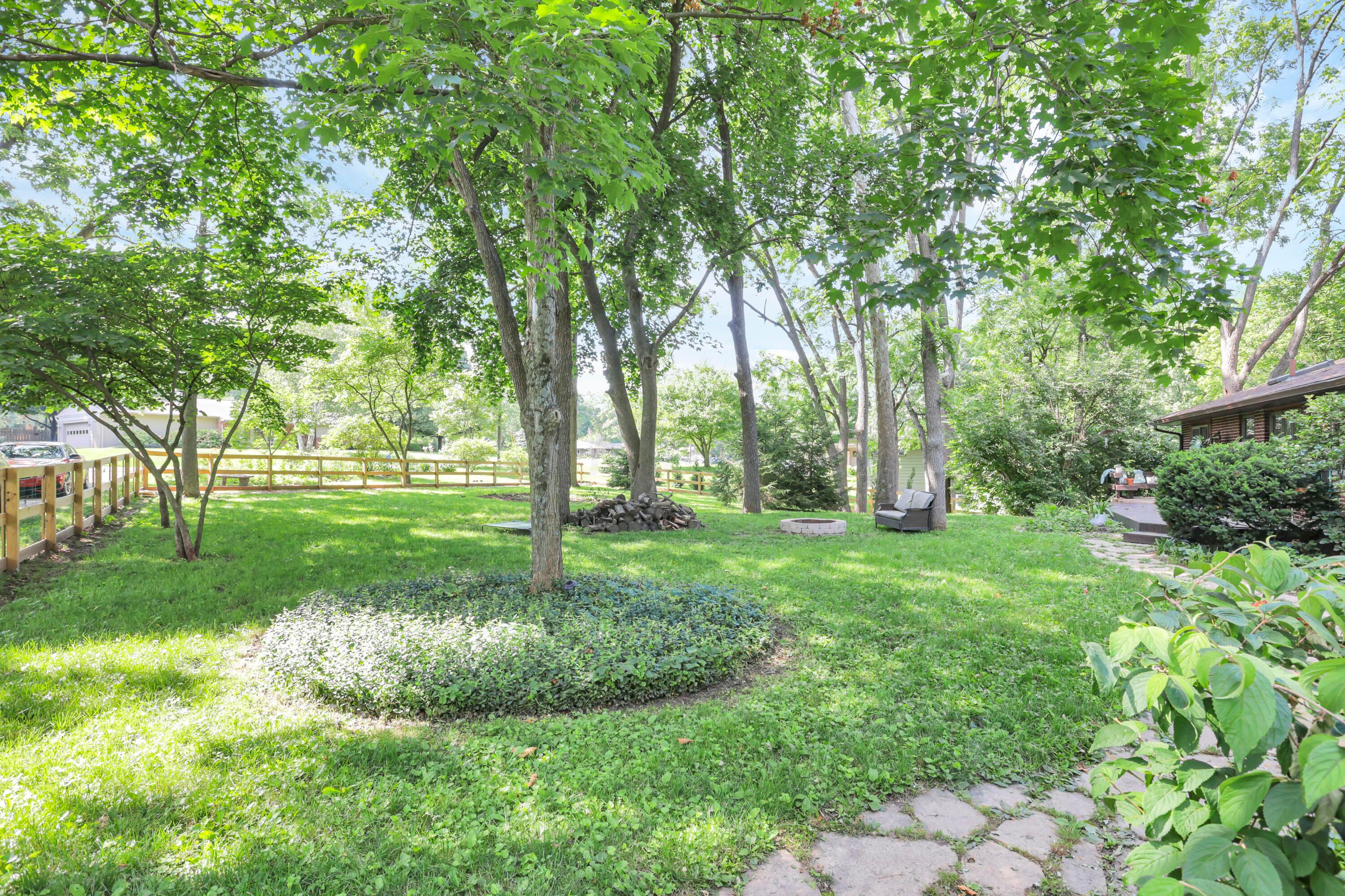 5904 Beechview Drive E