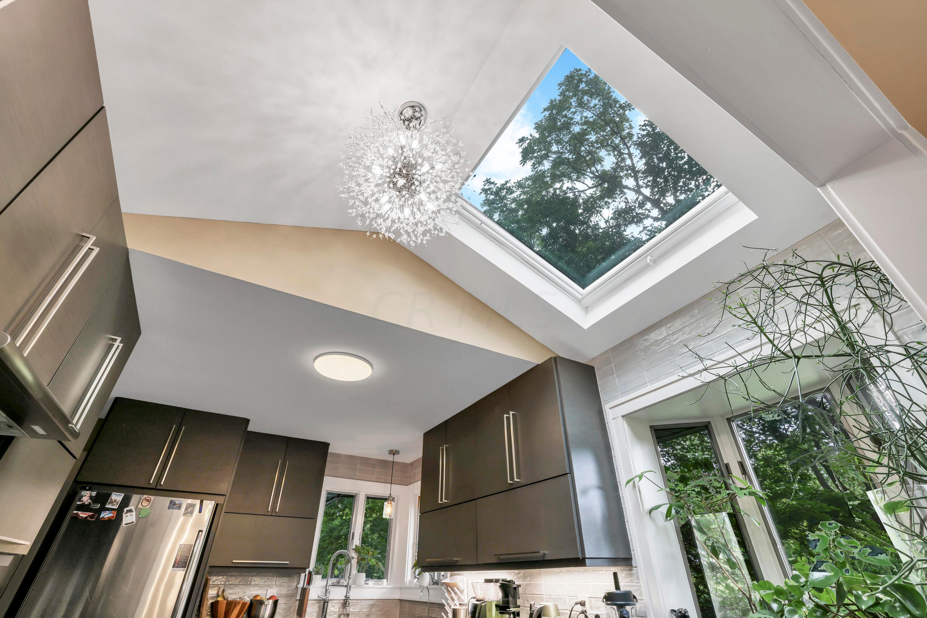 5904 Beechview Drive E