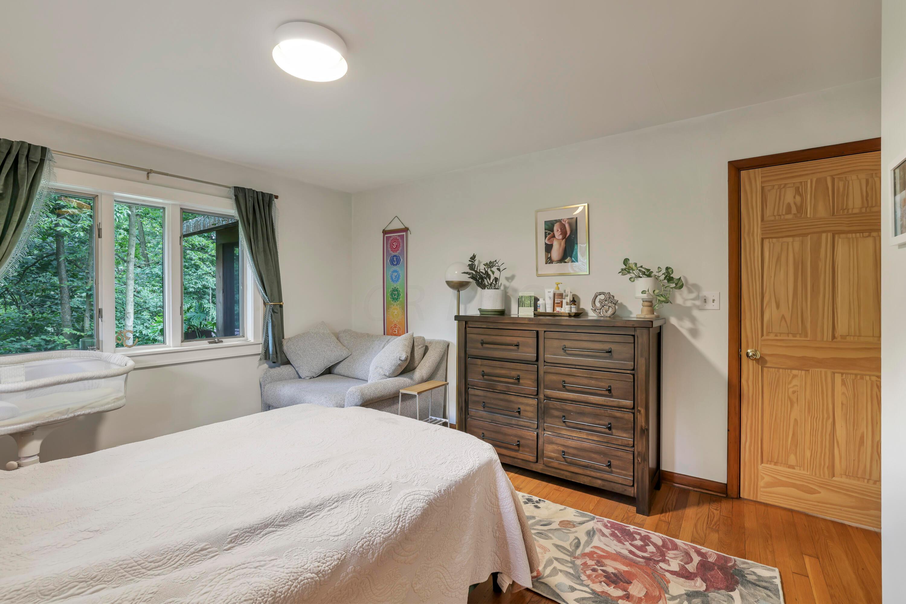 5904 Beechview Drive E