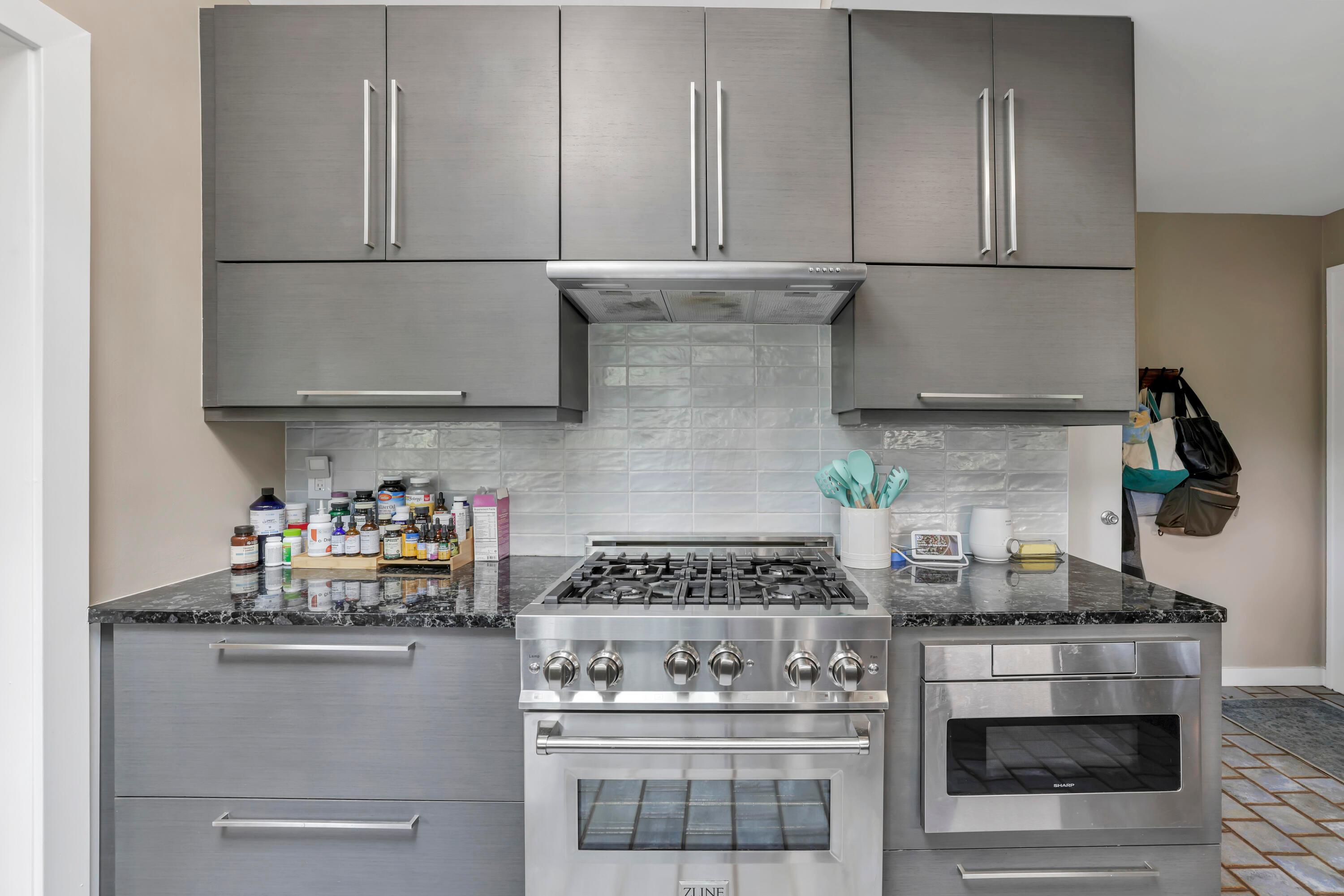 5904 Beechview Drive E