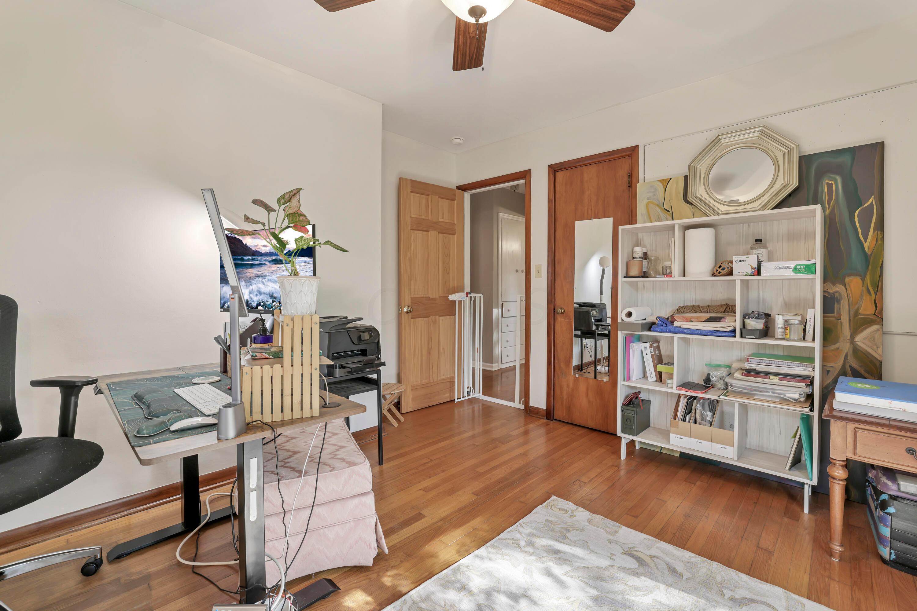 5904 Beechview Drive E