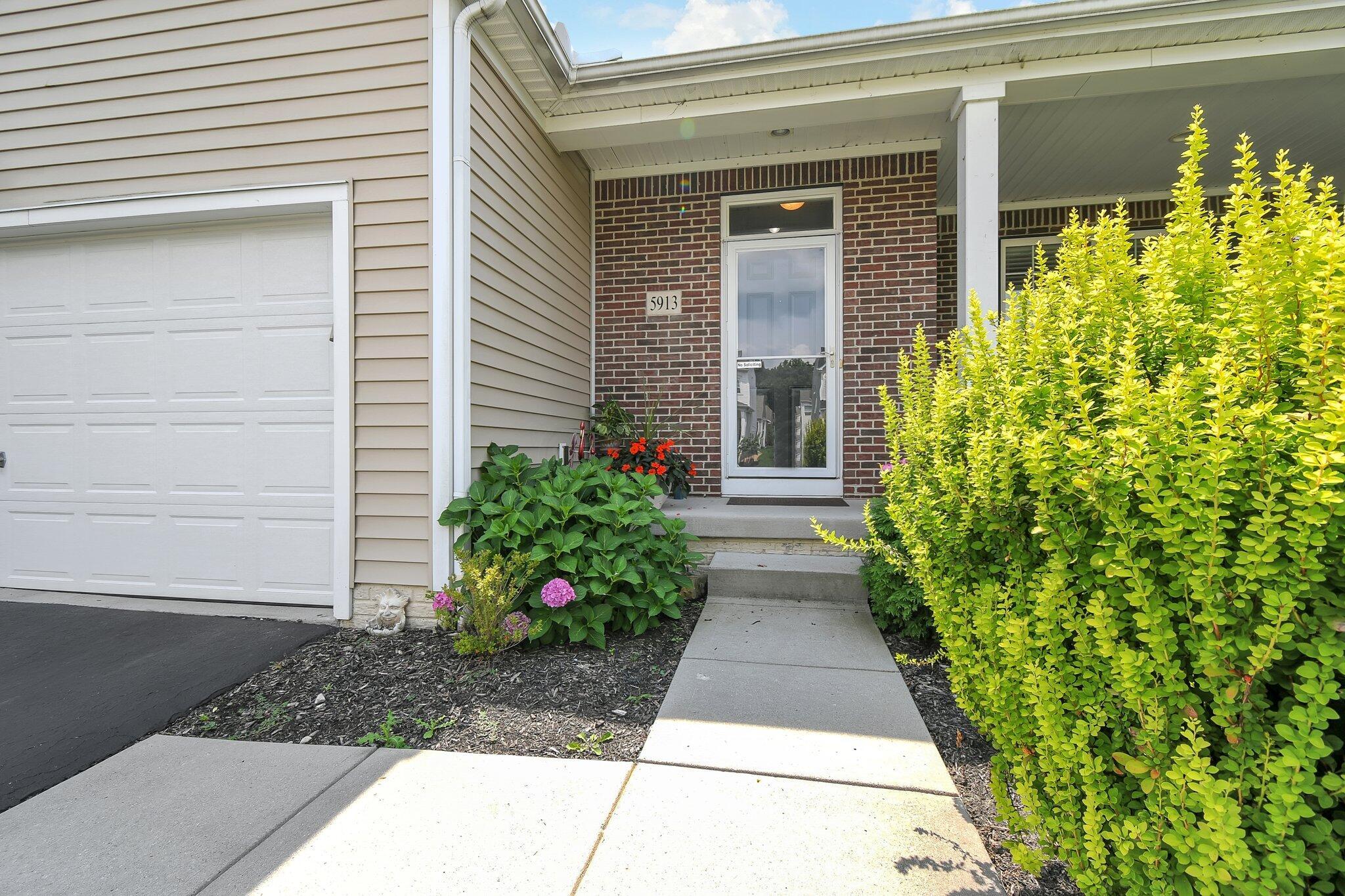 5913 Tarrycrest Drive