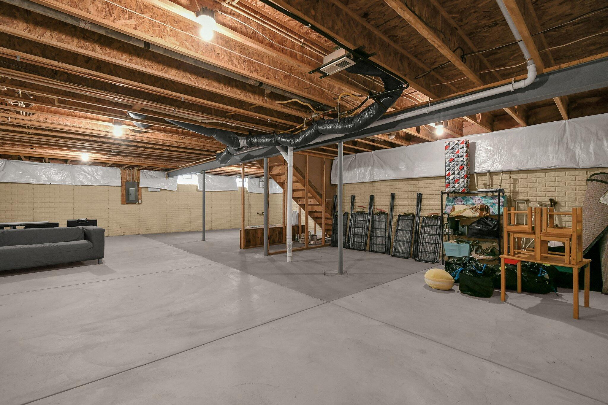 5913 Tarrycrest Drive